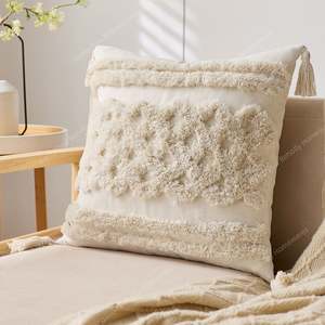 ปลอกหมอนอิงลายโบโฮพร้อมปลอกหมอนอิงตกแต่งพู่สีเบจสำหรับโซฟาและห้องนั่งเล่น - Product Image 3