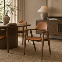 Fauteuil de salle à manger en bois de noyer massif, chaise d'appoint incurvée de style Japandi avec siège rembourré en cuir pour cuisine, salle à manger et café