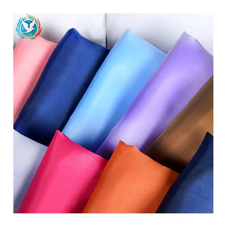 Harga pabrik kain taffeta poliester 100 tahan air ketebalan tinggi kain Taffeta kustom celup tenun lembut daur ulang untuk lapisan