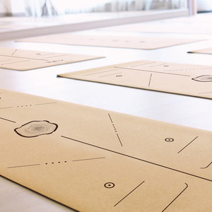 <span class=keywords><strong>Tapis</strong></span> <span class=keywords><strong>de</strong></span> yoga en liège en gros, faible MOQ, logo personnalisé, caoutchouc naturel, 5 mm d'épaisseur, 183 cm x 68 cm, imperméable, antidérapant, pour fitness et maison, avec sac <span class=keywords><strong>de</strong></span> transport - Product Image 6