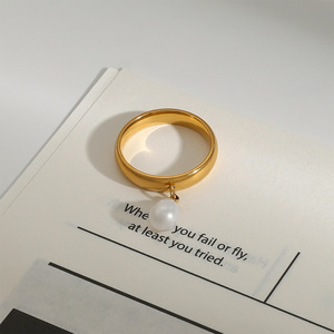 แหวนมุกยูเอลี่ ชุบทอง 18k มุกน้ำจืดทรงหยดน้ำ สำหรับใส่ทุกวัน - Product Image 2
