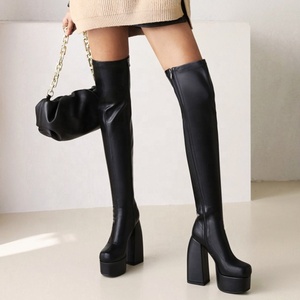 Bottes d'hiver à fermeture éclair latérale, style court et long, confortables, en microfibre noire, au-dessus du genou, à talons hauts et plateforme pour femmes - Product Image 3