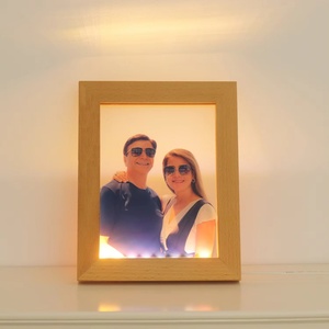 Lámpara Nocturna USB de Nuevo Estilo, Marco de Madera con Batería, Marco de Fotos LED Eléctrico, Luces Inteligentes para el Hogar, para Acrílico - Product Image 4