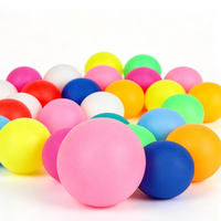 Balles de ping-pong colorées sans couture, balles de tennis de table en plastique de couleurs mélangées pour les jeux de bingo, les loteries et les fournitures de fête