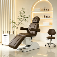 Fauteuil de soin esthétique en cuir PU marron avec base blanche, réglable en hauteur, inclinable et rotatif, pour spa facial et cosmétique