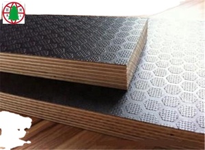 Contrachapado de película negra de 18mm 1220*2440 Estilo industrial E1 Material principal estándar Abedul para construcción y uso marino - Product Image 4
