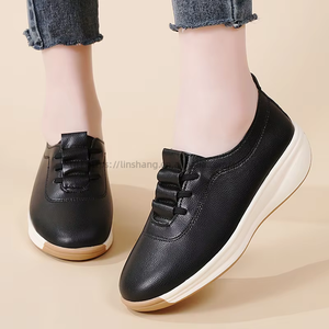 Genuine Leather <b>Soft</b>-Soled Women's Thick-Soled <b>Shoes</b> New Spring Styles Slip-on Non-Slip Lightweight Sports Mom <b>Shoes</b> - Product Image 2