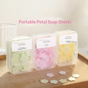 Feuilles <span class=keywords><strong>de</strong></span> <span class=keywords><strong>savon</strong></span> en papier portables pour le lavage des mains, jetables, format voyage, en forme <span class=keywords><strong>de</strong></span> pétale, parfumées à la rose, dans une boîte - Product Image 4