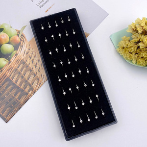 40 pièces/boîte Anneaux de <span class=keywords><strong>nez</strong></span> en <span class=keywords><strong>strass</strong></span> Acier inoxydable 316L Bijoux de <span class=keywords><strong>piercing</strong></span> pour narine Anneau de <span class=keywords><strong>nez</strong></span> 8mm Cartilage Tragus Boucle d'oreille fine - Product Image 5