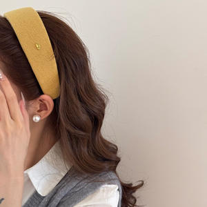 Bandeau large en tissu tricoté avec étiquette dorée, style coréen automne/hiver, 14 cm, pour femme, idéal pour les fêtes et le quotidien - Product Image 2