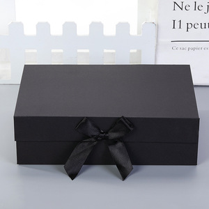 Caja de Regalo de Cartón Grande de Lujo para Ropa y Prendas de Vestir, con Cierre de Listón, Personalizable - Product Image 2