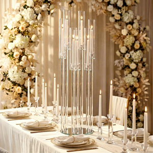 Maßgefertigter Handgemachter Transparenter 5-armiger Kristall-Kerzenhalter im Nordischen Stil mit Glas-Windschutz für Hotel, Hochzeit und Bankett - Product Image 1
