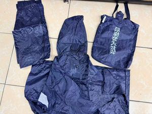 เสื้อกันฝนสะท้อนแสงพร้อมฮู้ดและแถบสะท้อนแสงสำหรับใช้งานบนถนน - Product Image 3