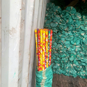 PVC con diseño floral para palos de escoba de madera, palos de escoba de madera de eucalipto y palos de fregona - Product Image 1