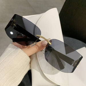 Metal <b>Square</b> Frameless Sunglasses <b>Gold</b> <b>Frame</b> Pc Lens Uv400 Protection Women's Fashion Outdoors Cycling Driving - Product Image 1