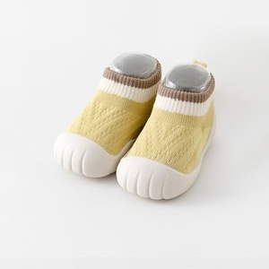 Chaussures <span class=keywords><strong>Chaussettes</strong></span> de Marche pour Bébé en Gros, Qualité Supérieure, Couleur Unie, Chaussures Premiers Pas Décontractées pour Garçons et Filles, <span class=keywords><strong>Chaussettes</strong></span> Antidérapantes pour Bébés - Product Image 4