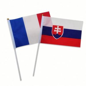 Drapeaux personnalisés pour la décoration de festival |   Drapeaux de fête à thème colorés |   Commande en gros pour les célébrations de vacances - Product Image 1