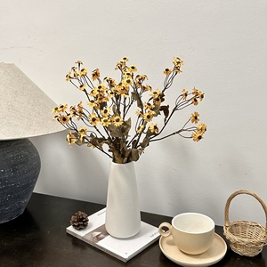 Flores Artificiales de Margarita y Manzanilla Blancas y Naranjas, Arreglo Floral de Seda, Decoración Otoñal para el Hogar, Accesorios para Bodas, Decoración de Mesa - Product Image 2