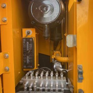 Excavatrice Hyundai 220-9S d'occasion à vendre | Excavatrice robuste de 22 tonnes, hautes performances et bas prix - Product Image 3