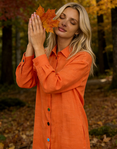 Camisa de punto naranja de manga larga para mujer, camisa informal con cuello y botones de arcoíris de 7 colores, corte regular, secado rápido - Product Image 6