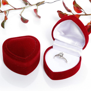 <span class=keywords><strong>Caja</strong></span> de joyería pequeña con bisagra de terciopelo en forma de corazón rojo de ante - Product Image 6