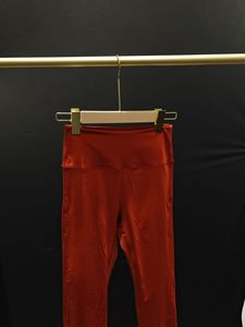 Nuevo conjunto de traje de <span class=keywords><strong>yoga</strong></span> deportivo europeo y americano, pantalones para correr y fitness, clase de <span class=keywords><strong>yoga</strong></span> ajustada para mujeres - Product Image 2