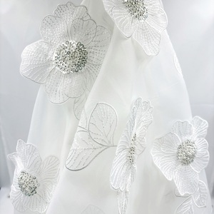Tela de encaje 3D nupcial <span class=keywords><strong>con</strong></span> bordado floral de cristal y <span class=keywords><strong>tul</strong></span> de cordón <span class=keywords><strong>con</strong></span> cuentas para decoraciones de boda - Product Image 5