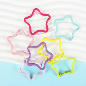 Mosquetón de Metal de Aleación de Zinc Impermeable Color Macaron, Gancho para Colgar en la Mochila con Forma de Estrella de Cinco Puntas, Estilo Caramelo, Joyería DIY - Product Image 4