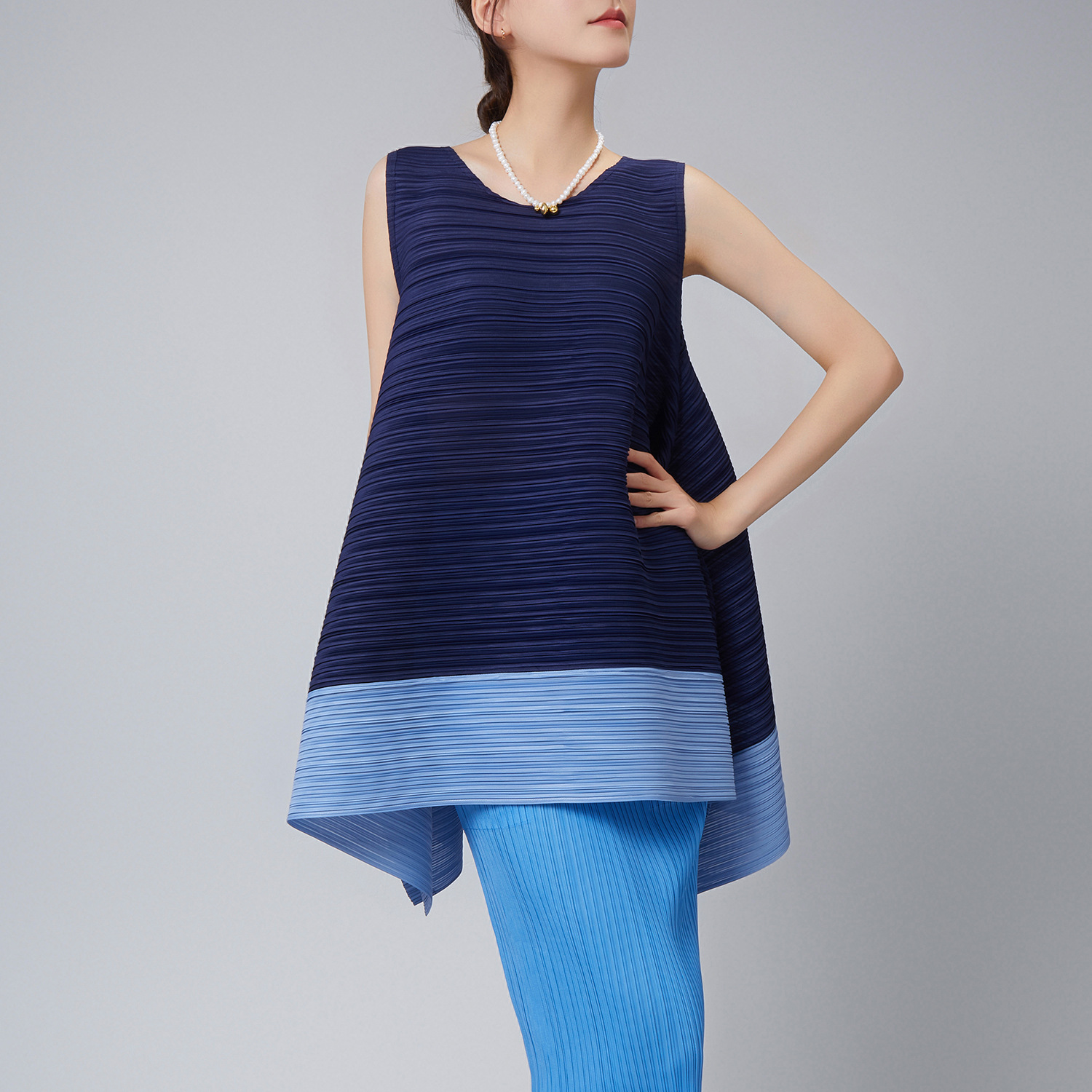 สีน้ำเงิน