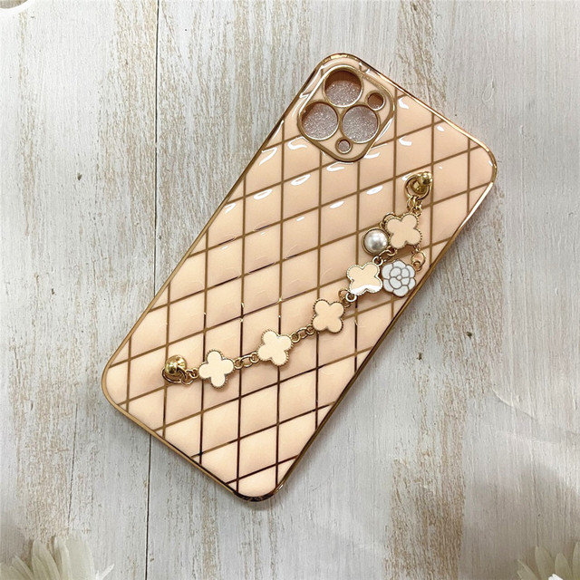 Camera Protection Grid Plating Gold Phone Case for iPhone 14 13 12 Mini 11 Pro Max TPU Back Cover with Clover Bracelet Chain