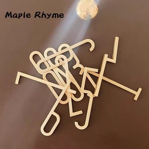 Plaque de porte en laiton Maple Rhyme, 7 cm de hauteur, design minimaliste, à fixer au mur, pour usage domestique - Product Image 5