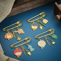 Nouvelle conception, épingles de sécurité en émail dur et émail souple, badges mignons de dessins animés, pin's de revers en métal personnalisés, porte-clés