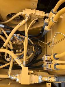 จัดส่งเร็วหนอนผีเสื้อสำหรับ349E รถขุดพร้อมเครื่องยนต์และกระปุกเกียร์สภาพการทำงานที่ดีที่สุดกำลัง301kw 3.1เมตรความจุถัง - Product Image 6