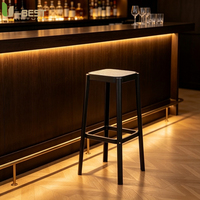 Chaises de bar en métal U-best, mobilier commercial, style moderne et luxueux, en bois massif, tabourets confortables