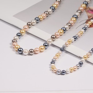 Collana di <span class=keywords><strong>Perle</strong></span> Multicolore con Gradiente Elettroplaccato - Oro, Grigio, Rosa, Bianco, Gioiello Elegante Retrò alla Moda - Product Image 1