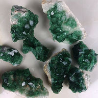 Cristaux de Fluorite Verte Naturelle en Grappe, Cadeaux Artisanaux en Pierre, Vente en Gros, Ornements Décoratifs pour la Maison et l'Aromathérapie Jing Yatu J-Water
