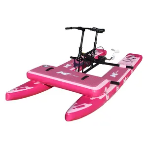 Commercio all'ingrosso all'aperto rosa mare bici galleggiante in PVC e acciaio acqua bicicletta gonfiabile acqua a pedali bici