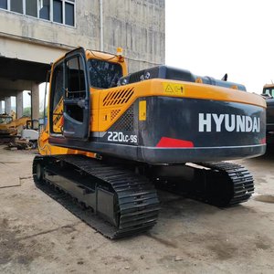 Almost NEW Used Hyundai 22ton ROBEX 220LC-9S 2020 <b>Model</b> Excavator <b>Engine</b> Good Condition Good Price - Product Image 1