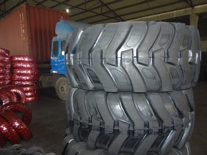 Pneu agro-industriel diagonal pour chargeuse-pelleteuse 21L-28 12PR TL INDUSTRIAL TYRES IND-R-4 - Product Image 4