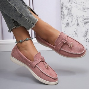 Mocassins à enfiler en toile respirante <span class=keywords><strong>de</strong></span> haute qualité avec pompons pour femmes, style européen-américain, nouvelle collection 2024, grandes tailles 43 et petites tailles - Product Image 2