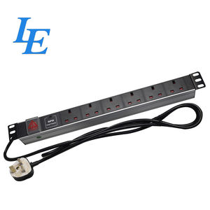 Regleta de Distribución de Energía (PDU) de 6 Tomas con Interruptor, 13A 220V, Carcasa de Metal y Acero Resistente, Certificación CE - Product Image 4