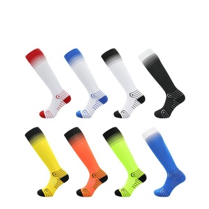 Wholesale Premium Quality Cotton Crew Men's <b>Sport</b> <b>Socks</b> Custom Jacquard Logo Terry <b>Socks</b> Bottom Position <b>Black</b> Color for Spring - Product Image 4