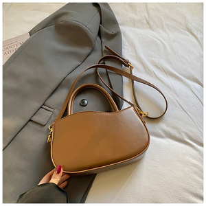 Sac à bandoulière classique en cuir PU pour <span class=keywords><strong>femme</strong></span> – Sac à main élégant et abordable - Product Image 4