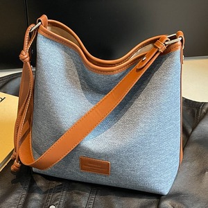 Versatile women's bag, <b>small</b> tote <b>bucket</b> bag, fashionable women's shoulder crossbody bag - Product Image 1