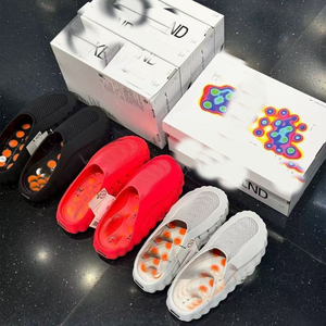 Sandalias Deportivas Unisex Premium 2026, Modelo 001, Tipo Chanclas, Perforadas, Transpirables, con Suela Ondulada y Gruesa - Product Image 1