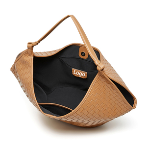 Guangzhou OEM Sacs à main <span class=keywords><strong>femme</strong></span> Usine Gros Élégant Grand Tissé Cuir Véritable <span class=keywords><strong>Sac</strong></span> à Main Tote Épaule Messenger pour <span class=keywords><strong>Femme</strong></span> - Product Image 6