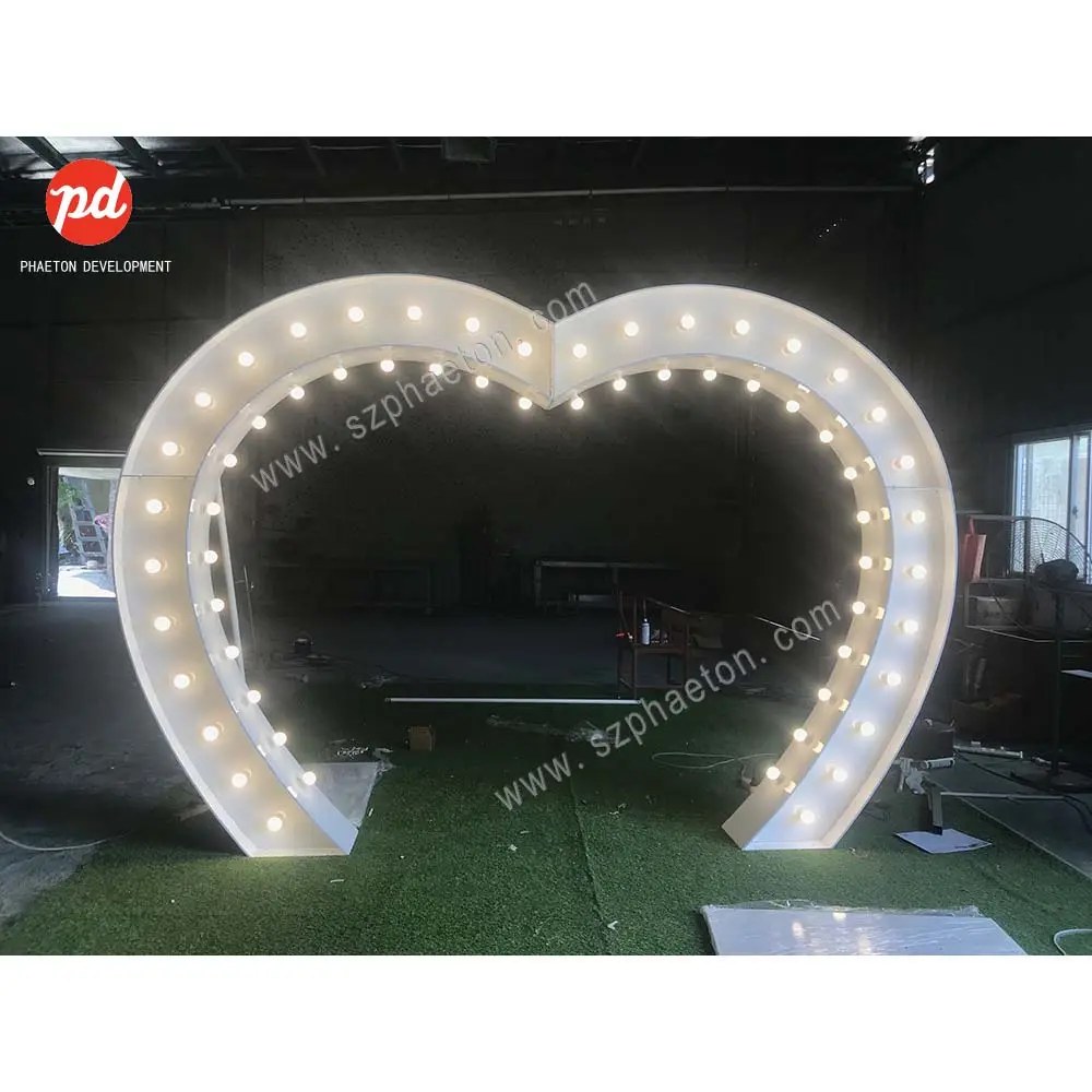 Wedding Party nguồn cung cấp có thể tháo rời 8ft lớn Led hình trái tim trang trí đám cưới đám cưới vòm