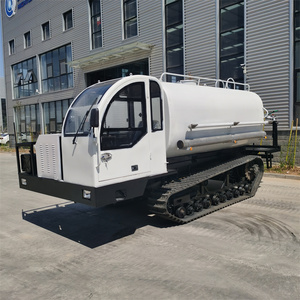 Vehículo Todoterreno para Uso Agrícola en Terrenos Complejos, Impulsado por Motor, con Capacidad para 8m de Agua y Construcción de Placas de Acero - Product Image 3