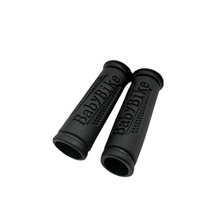Poignées de guidon de vélo BabyBike 22,2 mm en caoutchouc antidérapant non imperméable Fabriqué en Chine Qualité certifiée pour les vélos d'enfants - Product Image 1