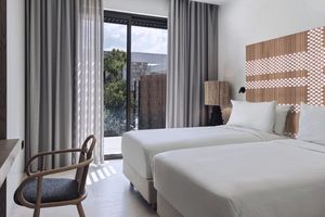 Su misura di lusso moderno in legno massello camera da letto mobili per alberghi di buona qualità <span class=keywords><strong>nuovo</strong></span> Design Bed & Room Set - Product Image 4